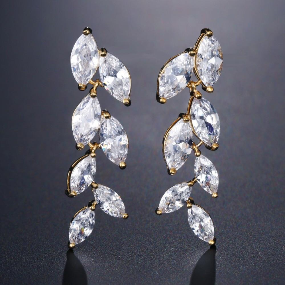 French Elegant Leaf Dangle Earrings Temperament Long Design Cubic Zirconia Earrings Water Drop Shape Leaf Shape золотой
French Elegant Leaf Dangle Earrings Temperament Long Design Cubic Zirconia Earrings Water Drop Shape Leaf Shape золотой