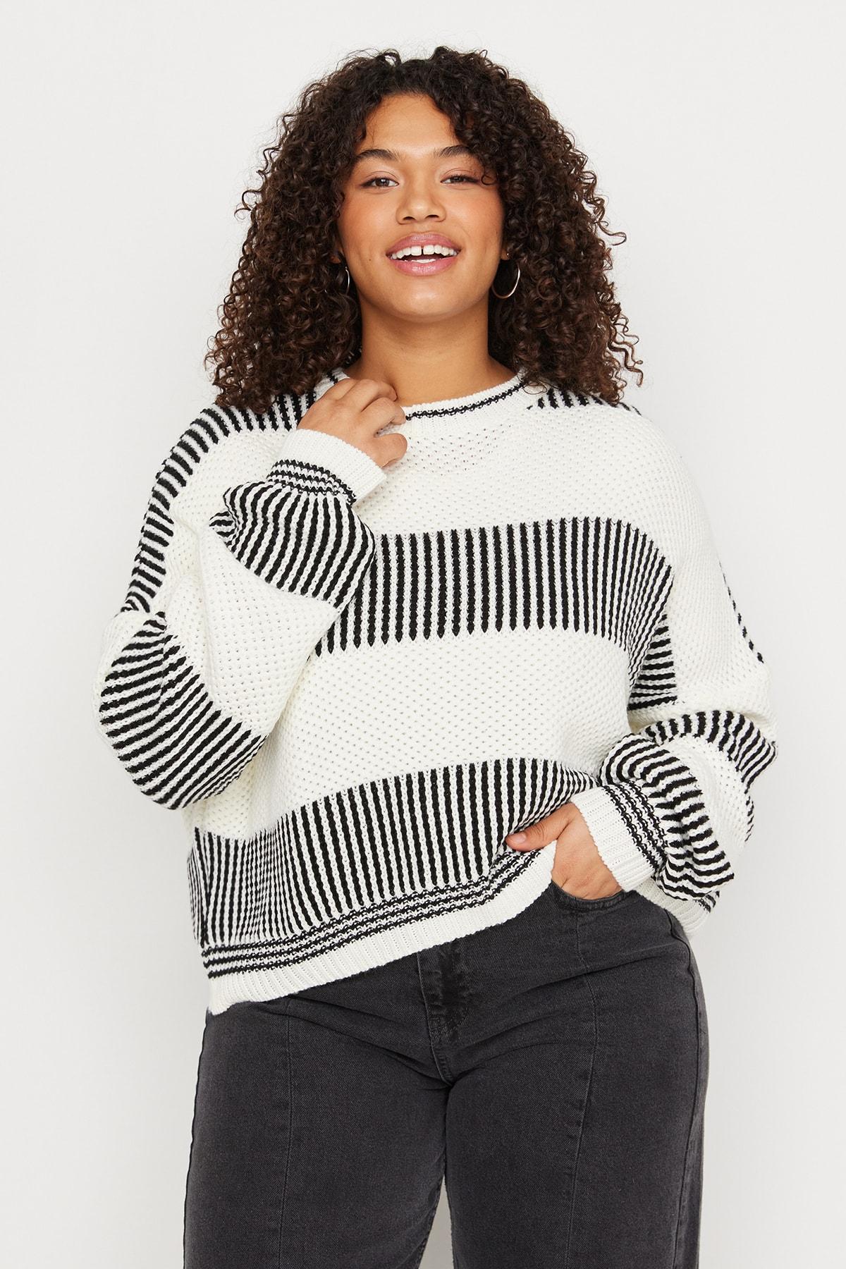 Women s Fashion New Plus Big Size Sweater Ecru Striped Textured Crew Neck Knitwear Sweater 2XL
Women s Fashion New Plus Big Size Sweater Ecru Striped Textured Crew Neck Knitwear Sweater 2XL
