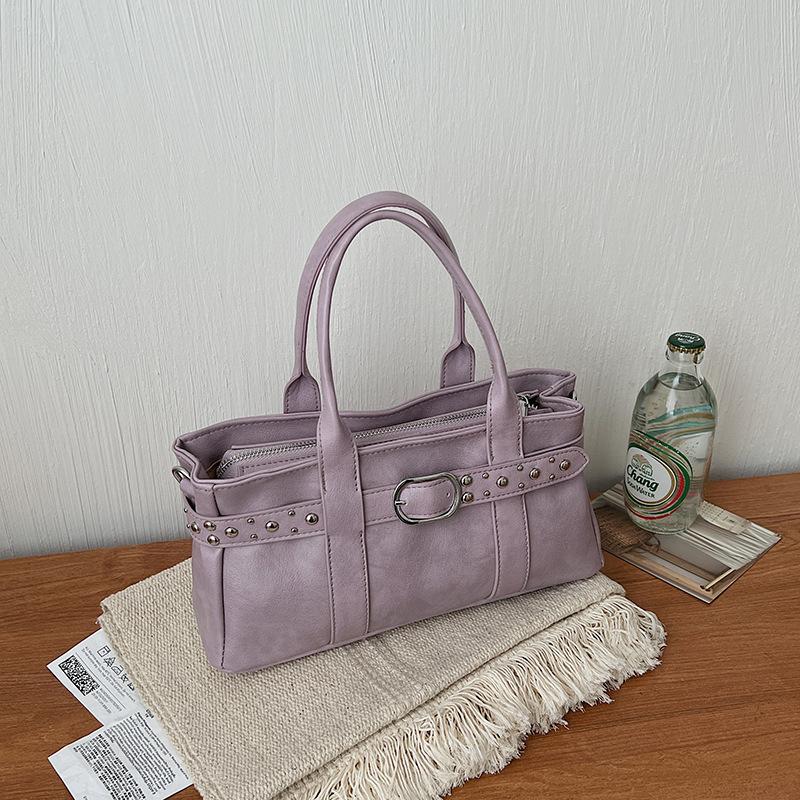 Korean Style Vintage Leather Handbag With Rivet & Buckle Detail Tote Bag Casual Commuter Shoulder Bag For Women Crossbody Bag 29x10x14cm фіолетовий
Korean Style Vintage Leather Handbag With Rivet & Buckle Detail Tote Bag Casual Commuter Shoulder Bag For Women Crossbody Bag 29x10x14cm фіолетовий