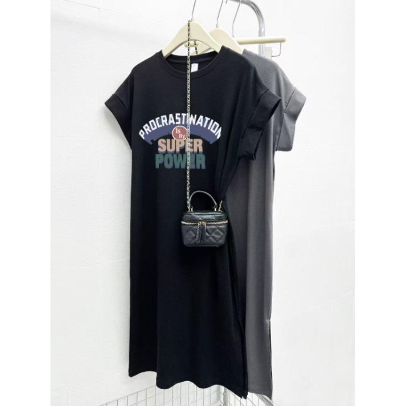 Casual Short-sleeved T-shirt Dress with Letter Opening and Loose Design for A Slimming Effect 4XL чорний
Casual Short-sleeved T-shirt Dress with Letter Opening and Loose Design for A Slimming Effect 4XL чорний