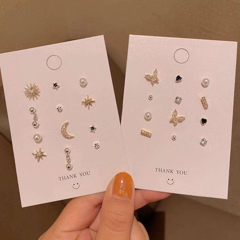 2021 Trendy S925 Silver Moon & Star Earrings Set - Elegant European & American Style for Women
2021 Trendy S925 Silver Moon & Star Earrings Set - Elegant European & American Style for Women