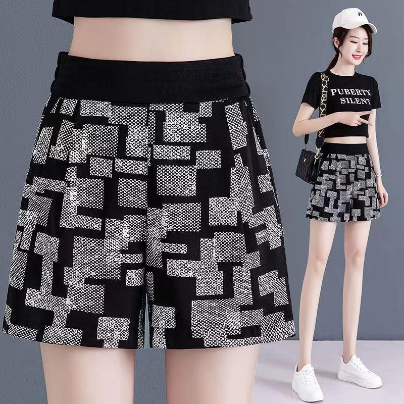 Женские летние атласные шифоновые шорты с принтом и высокой талией, тонкие повседневные спортивные широкие шорты большого размера 4XL белый
Женские летние атласные шифоновые шорты с принтом и высокой талией, тонкие повседневные спортивные широкие шорты большого размера 4XL белый