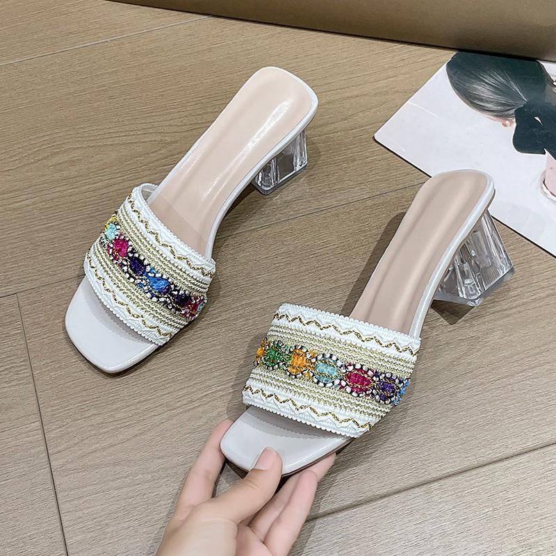 2024 summer new crystal thick heel square head ethnic style cool slippers colored large size fashion European and American high heels women 42
2024 summer new crystal thick heel square head ethnic style cool slippers colored large size fashion European and American high heels women 42