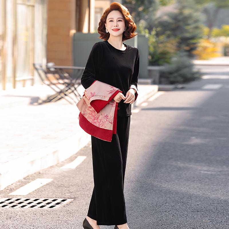 Stylish Printed Vest & Long Pants Set for Middle-Aged Women - Chinese National Style 5XL (150-165 jin)
Stylish Printed Vest & Long Pants Set for Middle-Aged Women - Chinese National Style 5XL (150-165 jin)