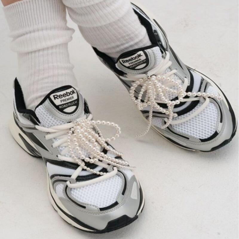 Кросівки перлова стрічка брелок для взуття брелок для сумки стрічка для взуття Silver pearl 1p
Кросівки перлова стрічка брелок для взуття брелок для сумки стрічка для взуття Silver pearl 1p