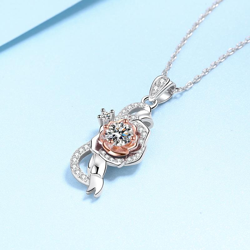 Luomansi S925 Серебряное ожерелье с розой, настоящее 0,5 карата муассанит, испытание на бриллиант, ювелирные изделия, подарок для свадебной вечеринки
Luomansi S925 Серебряное ожерелье с розой, настоящее 0,5 карата муассанит, испытание на бриллиант, ювелирные изделия, подарок для свадебной вечеринки