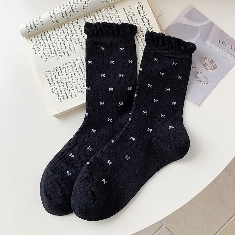 Bow Socks Pure Cotton Stacking Socks Spring And Autumn Thin Lace Sweet And Cute Ballet Style Cotton Medium Tube Socks One size fits all чорний
Bow Socks Pure Cotton Stacking Socks Spring And Autumn Thin Lace Sweet And Cute Ballet Style Cotton Medium Tube Socks One size fits all чорний