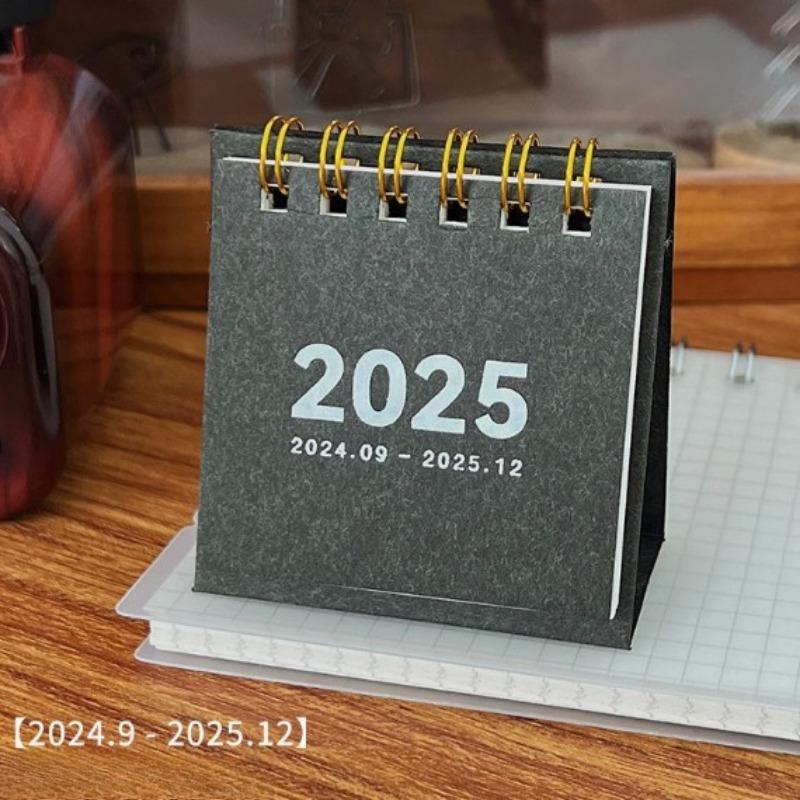 Mini Mini Desk Calendar 2025 Desk Calendar Punch Countdown Plan This Desktop Gadget 2024.9—2025.12 чорний
Mini Mini Desk Calendar 2025 Desk Calendar Punch Countdown Plan This Desktop Gadget 2024.9—2025.12 чорний
