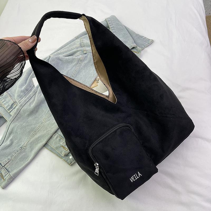 Нишевый дизайн мягкая большая сумка-тоут треугольная сумка в этом году сумка для отдыха сумка через плечо сумка для поездок на работу женская новая модель чёрный
Нишевый дизайн мягкая большая сумка-тоут треугольная сумка в этом году сумка для отдыха сумка через плечо сумка для поездок на работу женская новая модель чёрный