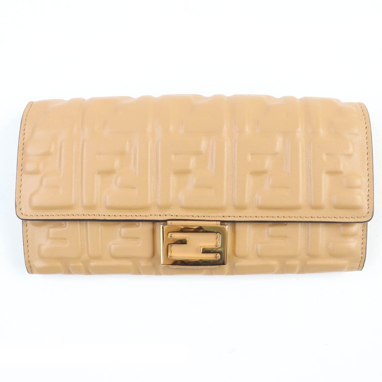 FENDI Purse FFMetal Baguette Continental Leather Long Wallet with 3D FF 8M0251 Used
FENDI Purse FFMetal Baguette Continental Leather Long Wallet with 3D FF 8M0251 Used