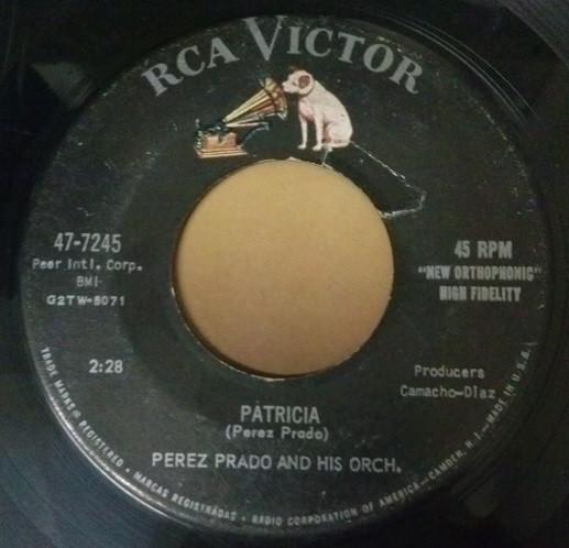 7inch Record PEREZ PRADO HIS ORCHESTRA Patricia Why Wait 477245 RCA Victor 1958 US Jazz Used
7inch Record PEREZ PRADO HIS ORCHESTRA Patricia Why Wait 477245 RCA Victor 1958 US Jazz Used