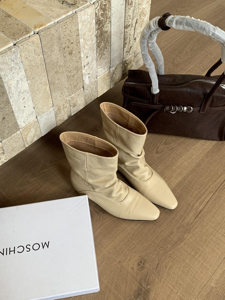 European and American style pointed head versatile and thin piled temperament high heel short boots 39 хакі
European and American style pointed head versatile and thin piled temperament high heel short boots 39 хакі