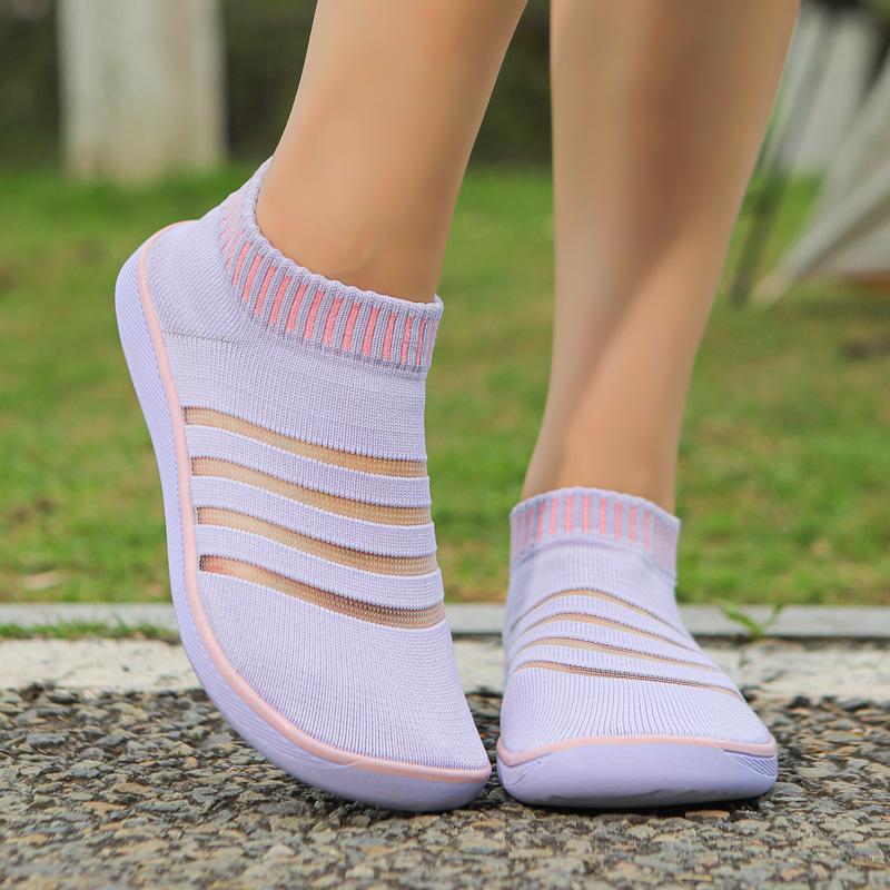Outdoor beach shoes five-finger creek shoes rafting surfing water shoes flying woven shoes snorkeling shoes wading shoes 42 фіолетовий
Outdoor beach shoes five-finger creek shoes rafting surfing water shoes flying woven shoes snorkeling shoes wading shoes 42 фіолетовий