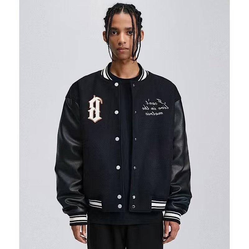 Vintage Embroidery Varsity Jacket Men PU Leather Stitching Color Match Baseball Uniform Couple Oversize Autumn Winter Streetwear
Vintage Embroidery Varsity Jacket Men PU Leather Stitching Color Match Baseball Uniform Couple Oversize Autumn Winter Streetwear