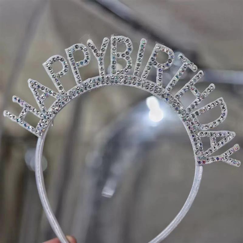 «Набор из жемчужной повязки на голову и бриллиантовой шляпы ко Дню святого Валентина»
«Набор из жемчужной повязки на голову и бриллиантовой шляпы ко Дню святого Валентина»