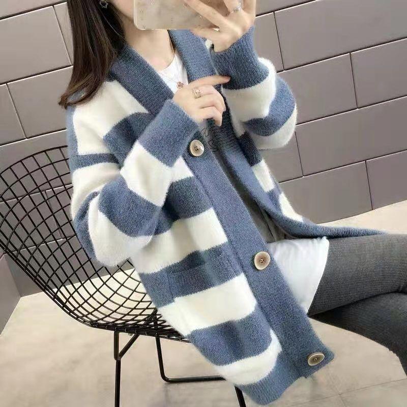 Кардиган в полоску с цветными блоками и V-образным вырезом - мягкий трикотаж из микроэластичного полиамида, элегантная верхняя одежда с длинными рукавами для женщин, идеально подходит для зимы, весны и осени XL синий
Кардиган в полоску с цветными блоками и V-образным вырезом - мягкий трикотаж из микроэластичного полиамида, элегантная верхняя одежда с длинными рукавами для женщин, идеально подходит для зимы, весны и осени XL синий