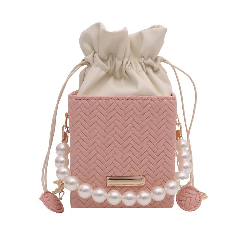 Chic Women Shoulder Bag Elegant Light Luxury Drawstring Handbag Large Capacity Square Chain Messenger Box Bag Party
Chic Women Shoulder Bag Elegant Light Luxury Drawstring Handbag Large Capacity Square Chain Messenger Box Bag Party