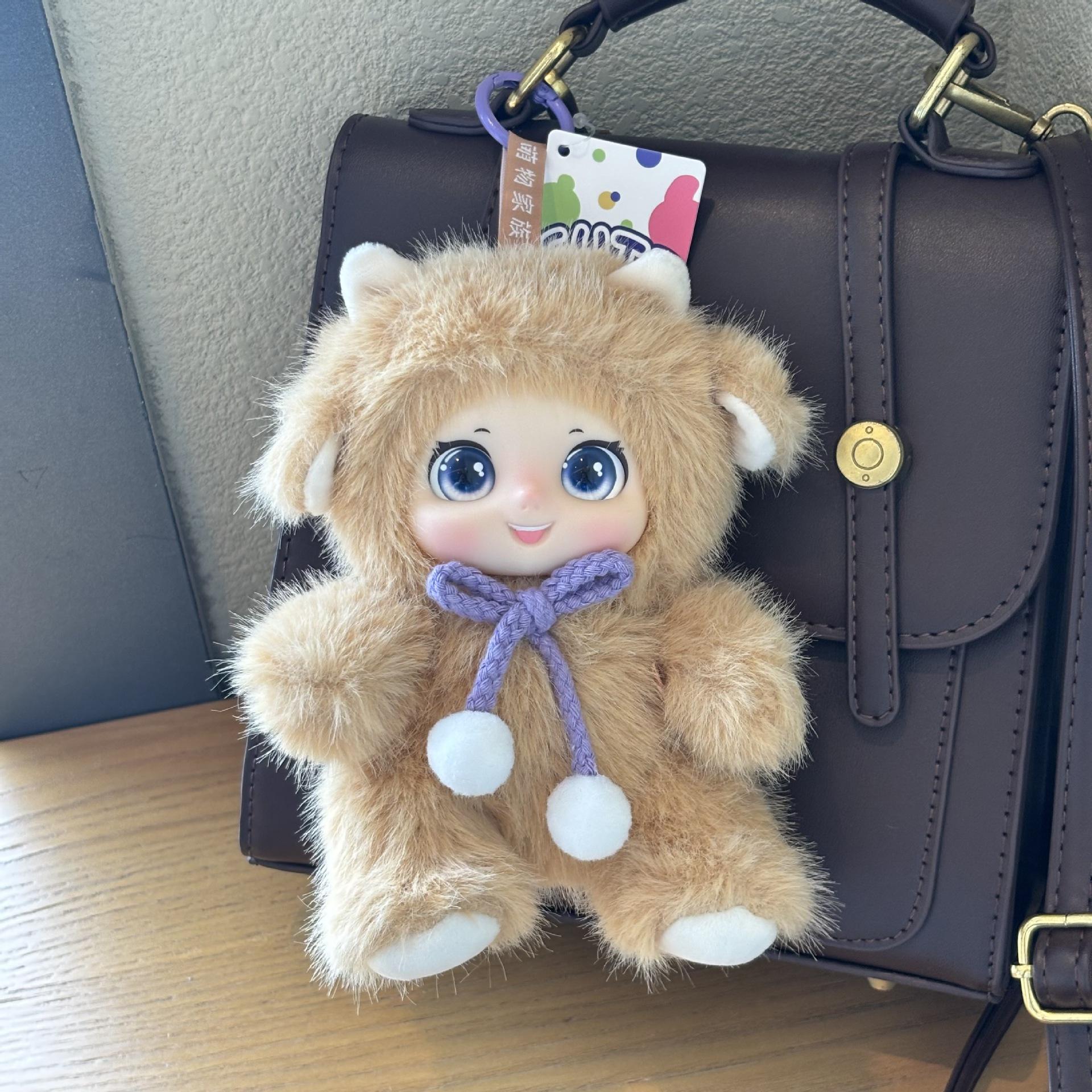 Милый эмалированный кулон для малыша трех лет, плюшевые игрушки, кукла, мультяшные подвески для сумки, брелок-кукла, куклы, подарки 15CM
Милый эмалированный кулон для малыша трех лет, плюшевые игрушки, кукла, мультяшные подвески для сумки, брелок-кукла, куклы, подарки 15CM