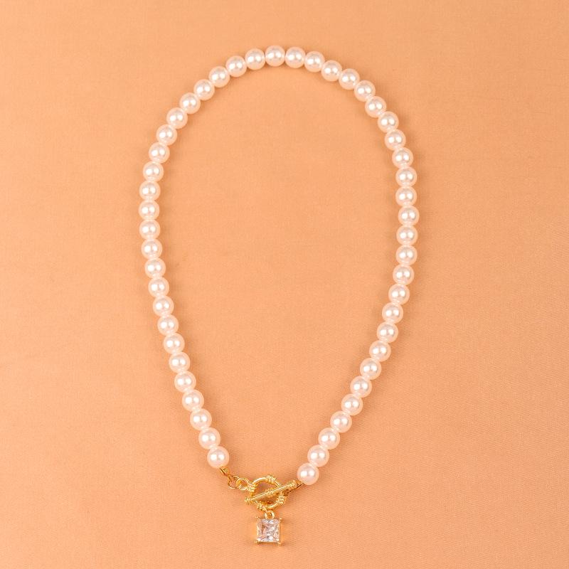 Square Pearl Necklace Women s Light Luxury Design - 2021 Trendy Choker Clavicle Chain Summer Jewelry Accessories C101
Square Pearl Necklace Women s Light Luxury Design - 2021 Trendy Choker Clavicle Chain Summer Jewelry Accessories C101