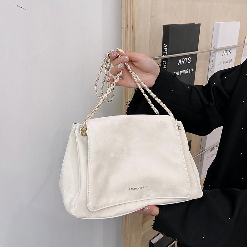 Niche design bag women s 2025 new retro personalized large-capacity mailman tote bag casual chain shoulder bag one size fits all чорний
Niche design bag women s 2025 new retro personalized large-capacity mailman tote bag casual chain shoulder bag one size fits all чорний