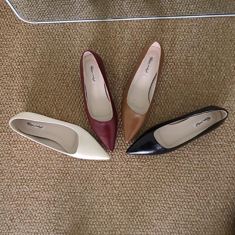 Inner height increase 3.5CM pointed red single shoes women s shoes new temperament shallow mouth high heels 35 червоний
Inner height increase 3.5CM pointed red single shoes women s shoes new temperament shallow mouth high heels 35 червоний