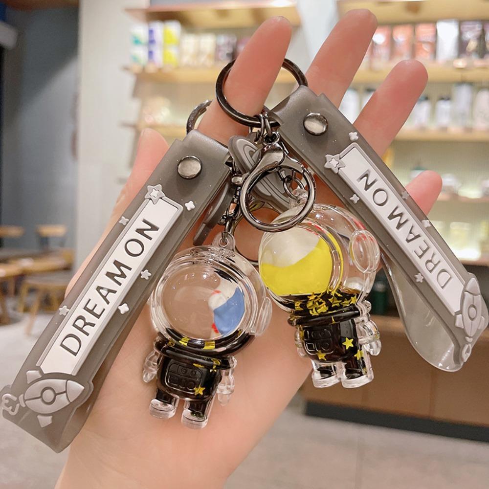 Schoolbag Keyring Boy Couples Astronaut Keychain Car Key Chain Spaceman Keychains Backpack Pendant skateboard
Schoolbag Keyring Boy Couples Astronaut Keychain Car Key Chain Spaceman Keychains Backpack Pendant skateboard