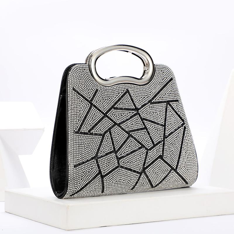 2025 new evening bag, striped rhinestone glitter PU leather portable women s dress bag чёрный
2025 new evening bag, striped rhinestone glitter PU leather portable women s dress bag чёрный