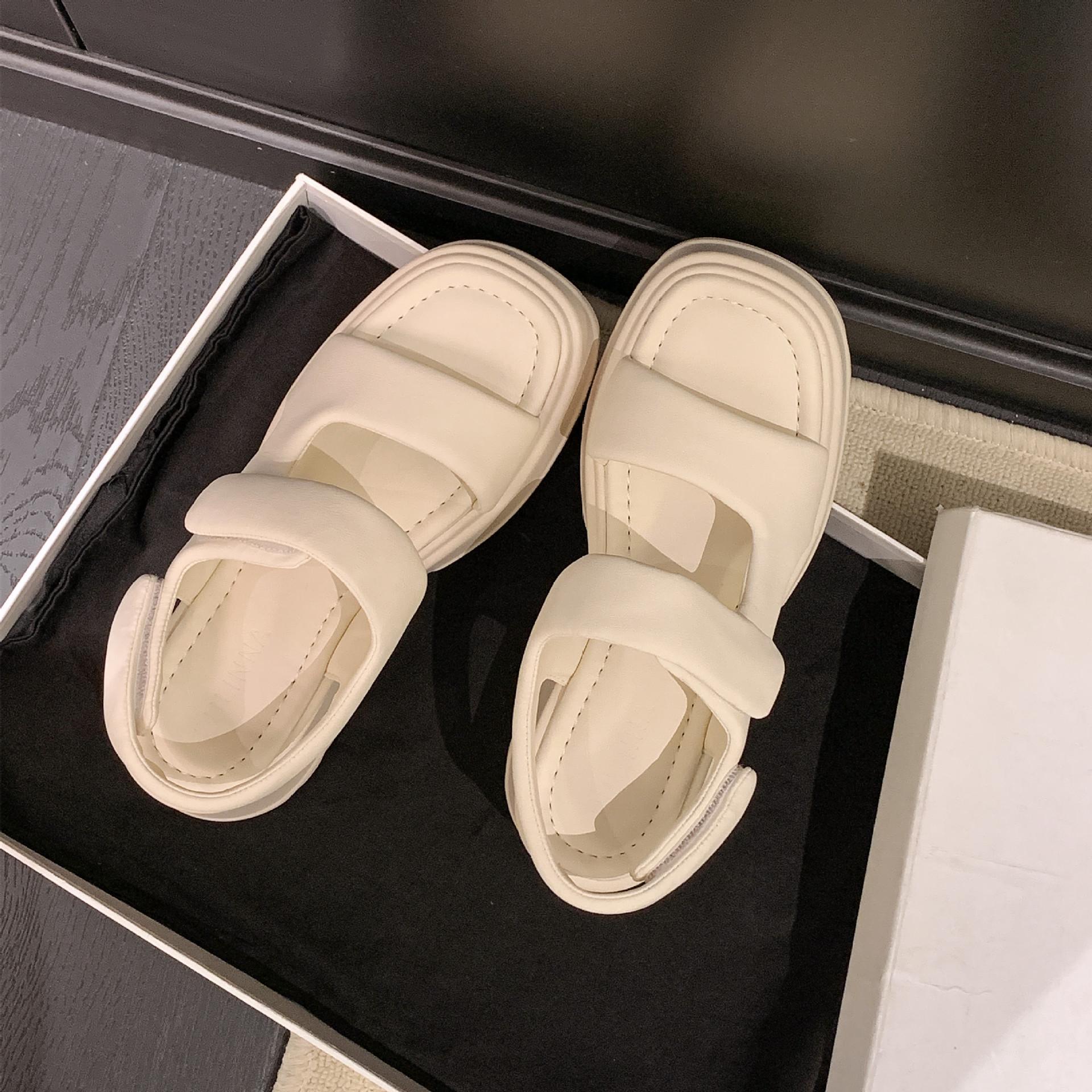Open-toed sports sandals summer wear versatile bread platform Velcro muffin high heels women s shoes 33 бежевий
Open-toed sports sandals summer wear versatile bread platform Velcro muffin high heels women s shoes 33 бежевий