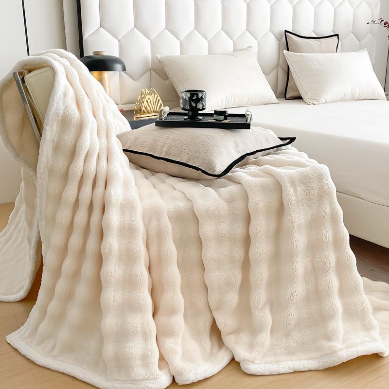 Premium European and American Style Solid Color Coral Velvet Blanket for Sofa, Camping and Gift 70*100cm небо синє кольору
Premium European and American Style Solid Color Coral Velvet Blanket for Sofa, Camping and Gift 70*100cm небо синє кольору