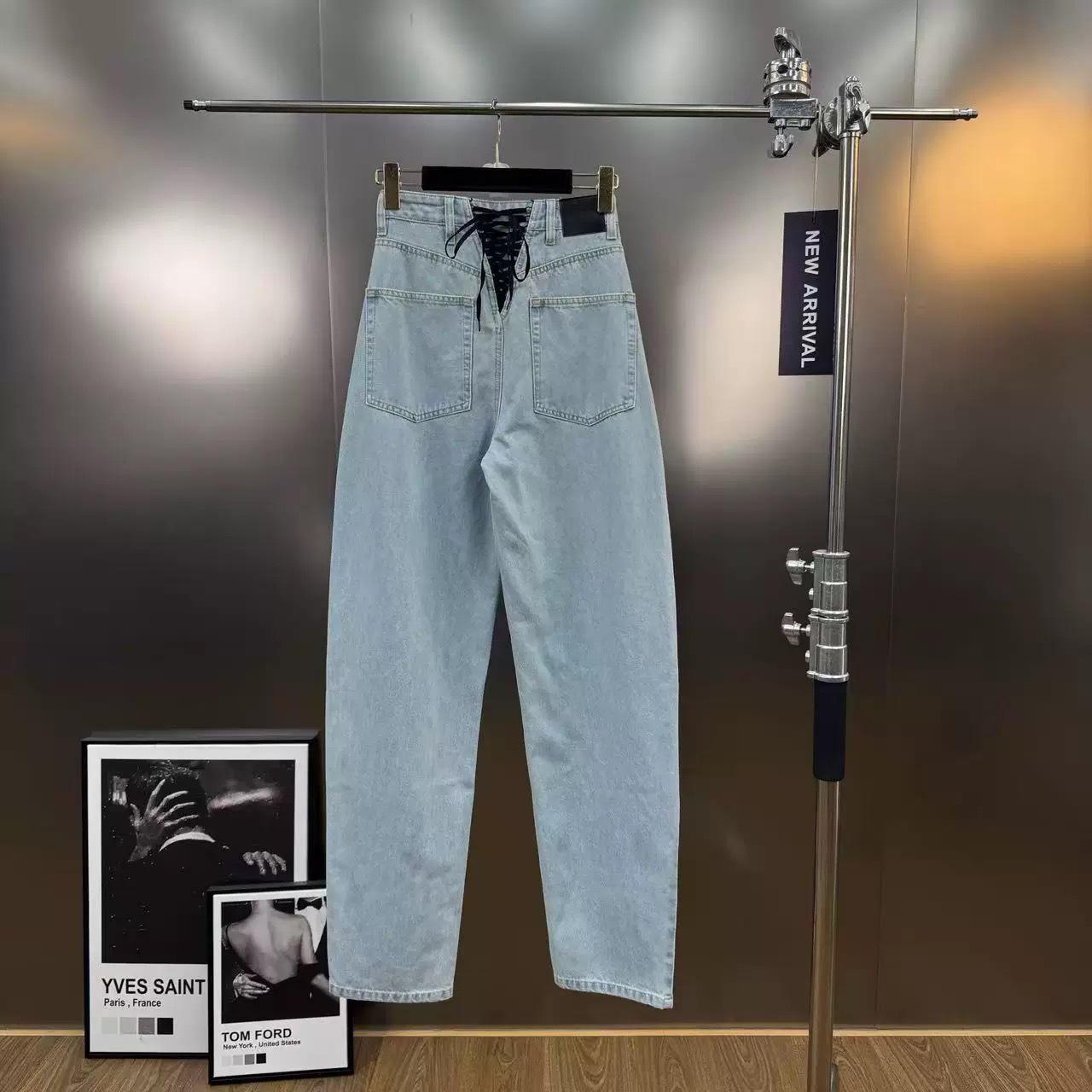 2025 V-neck Cross-tie High-waisted Wide-leg Slimming Jeans L світло-синій колір
2025 V-neck Cross-tie High-waisted Wide-leg Slimming Jeans L світло-синій колір