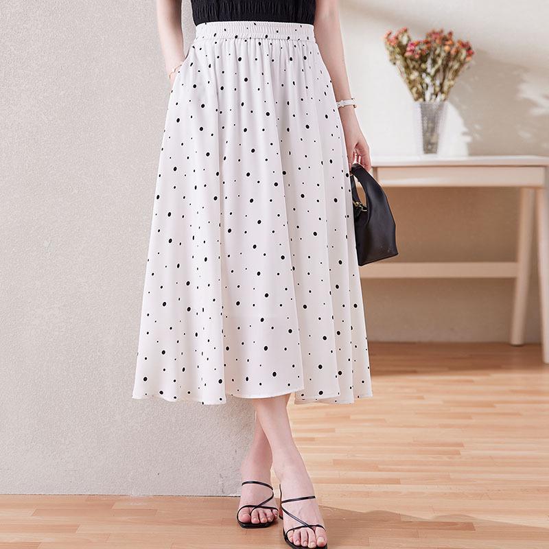 Women s Floral Chiffon A-Line Skirt - Stylish Elastic Waist, Summer Fashion XL for 140-170 lbs
Women s Floral Chiffon A-Line Skirt - Stylish Elastic Waist, Summer Fashion XL for 140-170 lbs