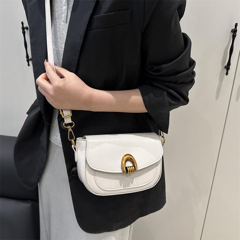 Retro casual large capacity spring new trendy fashion simple shoulder crossbody underarm saddle bag women чёрный
Retro casual large capacity spring new trendy fashion simple shoulder crossbody underarm saddle bag women чёрный
