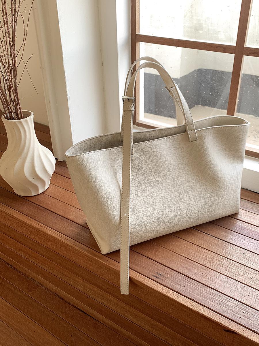 Large Capacity PU Leather Tote Bag for Women, Oversized Shoulder Handbag Durable Handles, Casual Work Travel Commuter Bag бежевый
Large Capacity PU Leather Tote Bag for Women, Oversized Shoulder Handbag Durable Handles, Casual Work Travel Commuter Bag бежевый