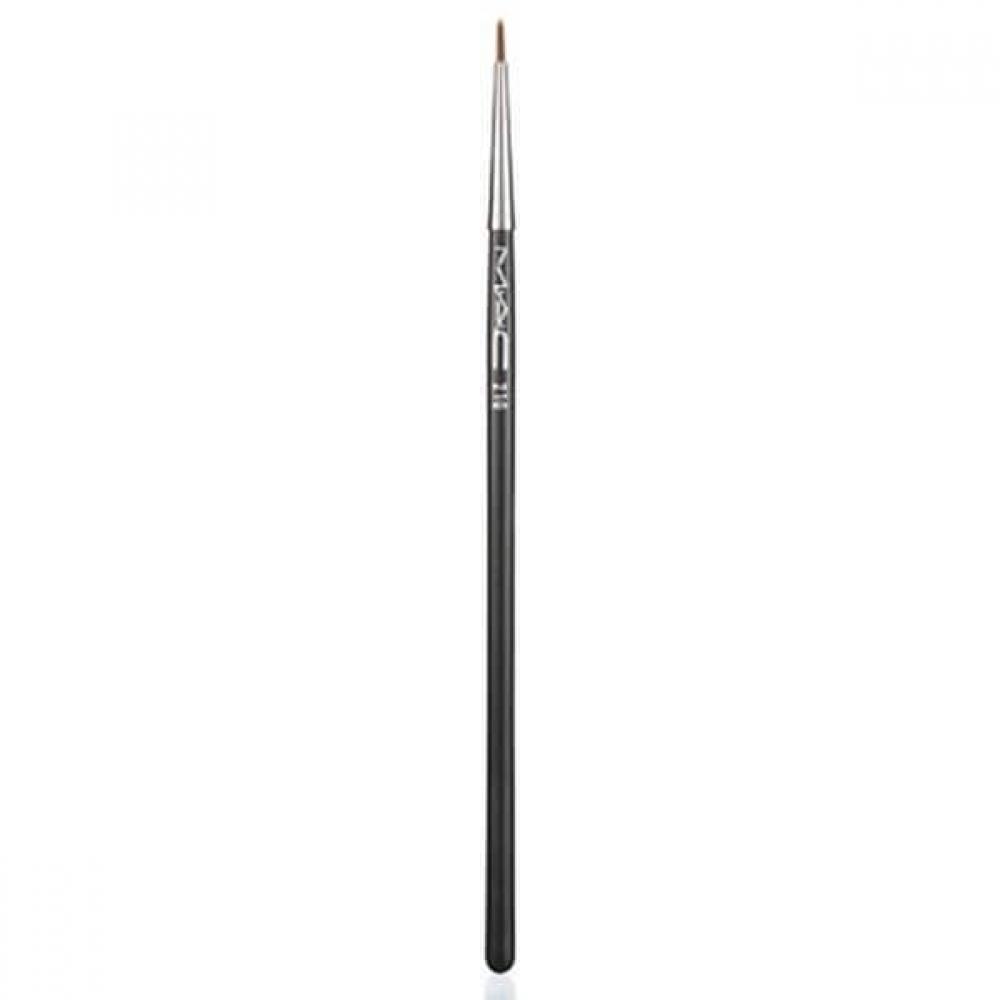 M A C 210 preCise Eye Liner Brush
M A C 210 preCise Eye Liner Brush