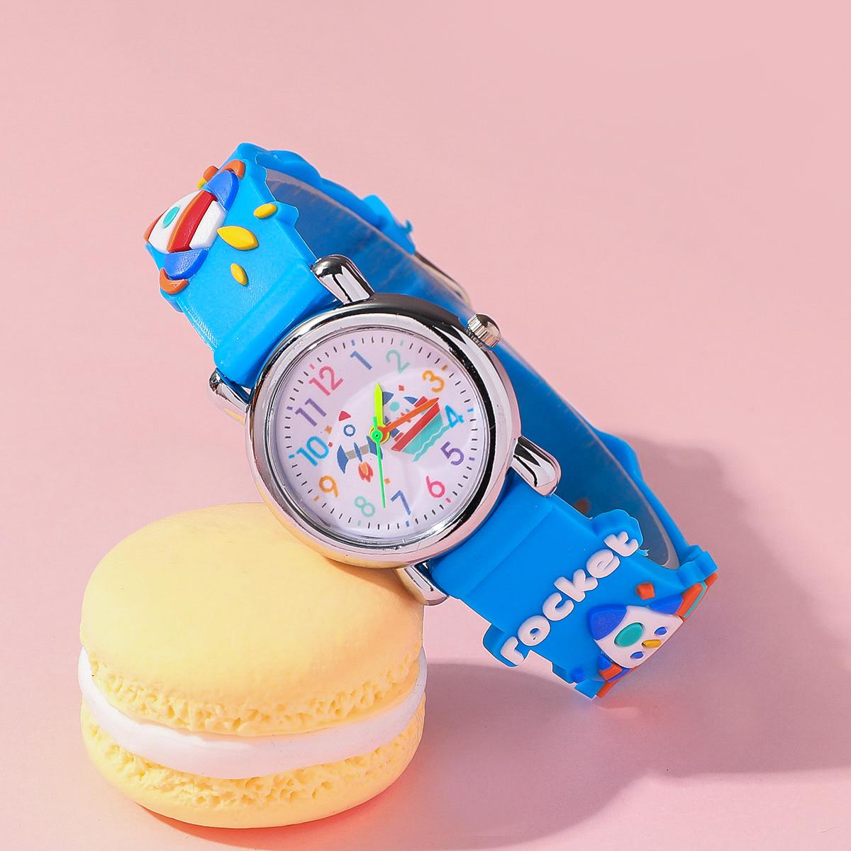 New cartoon watch 3D sticker surface small rocket fine quartz boy children s watch синий
New cartoon watch 3D sticker surface small rocket fine quartz boy children s watch синий