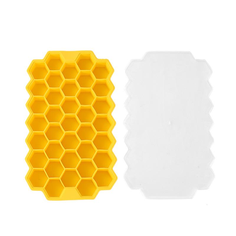 Silicone Honeycomb Ice Tray With Lid, Easy-Release Flexible Ice Mold, 37 Hexagonal Ice Maker, Suitable For Whiskey, Cocktails, Refrigerator Freezing
Silicone Honeycomb Ice Tray With Lid, Easy-Release Flexible Ice Mold, 37 Hexagonal Ice Maker, Suitable For Whiskey, Cocktails, Refrigerator Freezing