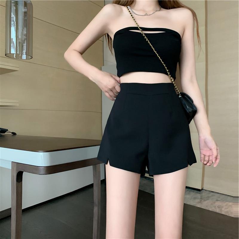2024 Trendy High-Waisted Women s Wide-Leg Shorts: Slimming and Stylish for Spring and Autumn. 2XL
2024 Trendy High-Waisted Women s Wide-Leg Shorts: Slimming and Stylish for Spring and Autumn. 2XL