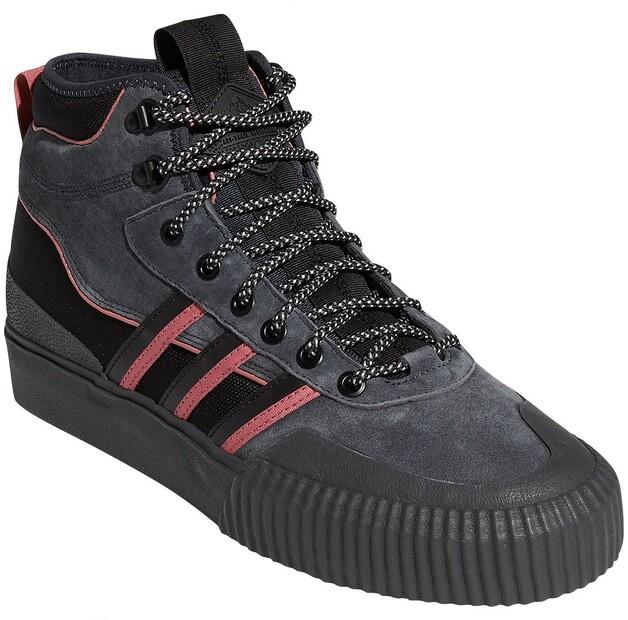 adidas Originals Akando Atr кроссовки EU 44
adidas Originals Akando Atr кроссовки EU 44