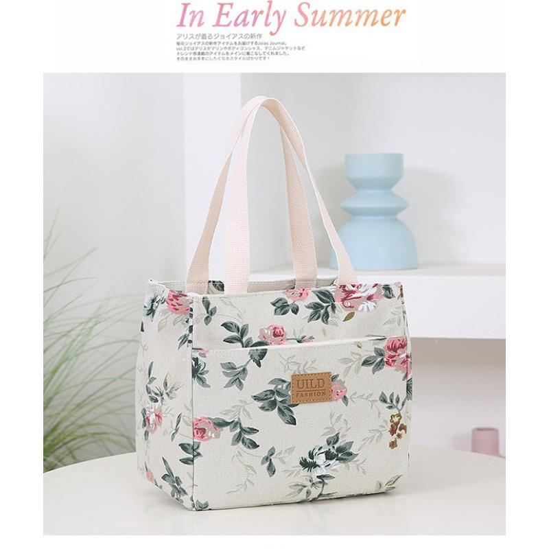 New fashionable women s hand-held printed canvas bag thickened large-capacity aluminum foil bento thermal insulation tote bag
New fashionable women s hand-held printed canvas bag thickened large-capacity aluminum foil bento thermal insulation tote bag