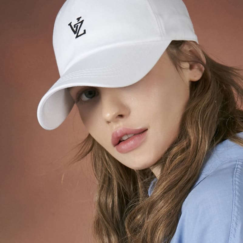 VARZAR Monogram Soft Overfit Ball Cap White FREE
VARZAR Monogram Soft Overfit Ball Cap White FREE