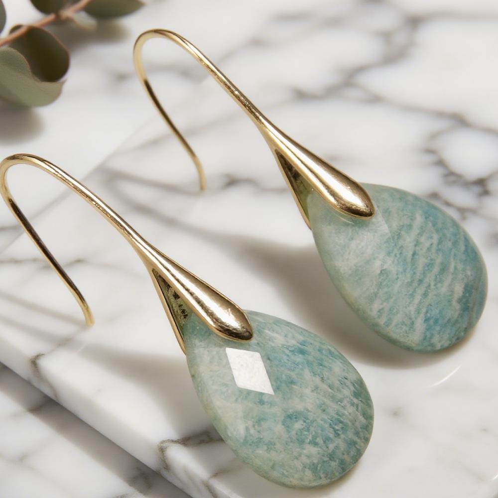 Модные серьги для женщин
Модные серьги для женщин