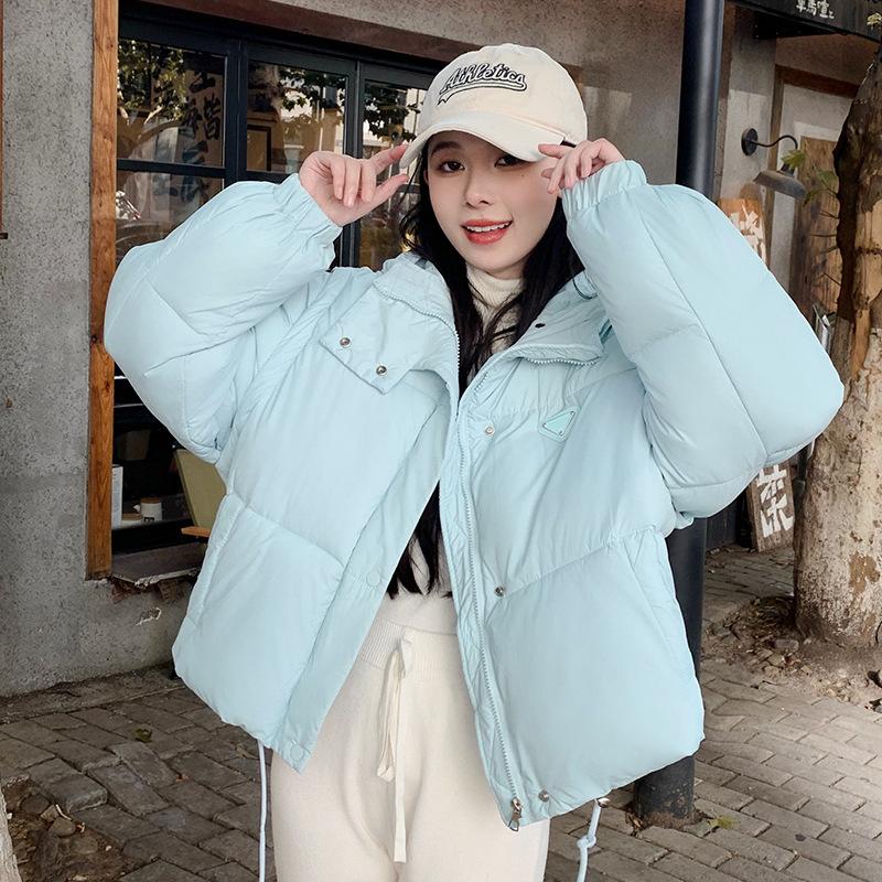 Removable sleeve down padded jacket women s short new thickened padded jacket small winter padded jacket L светло-синий
Removable sleeve down padded jacket women s short new thickened padded jacket small winter padded jacket L светло-синий