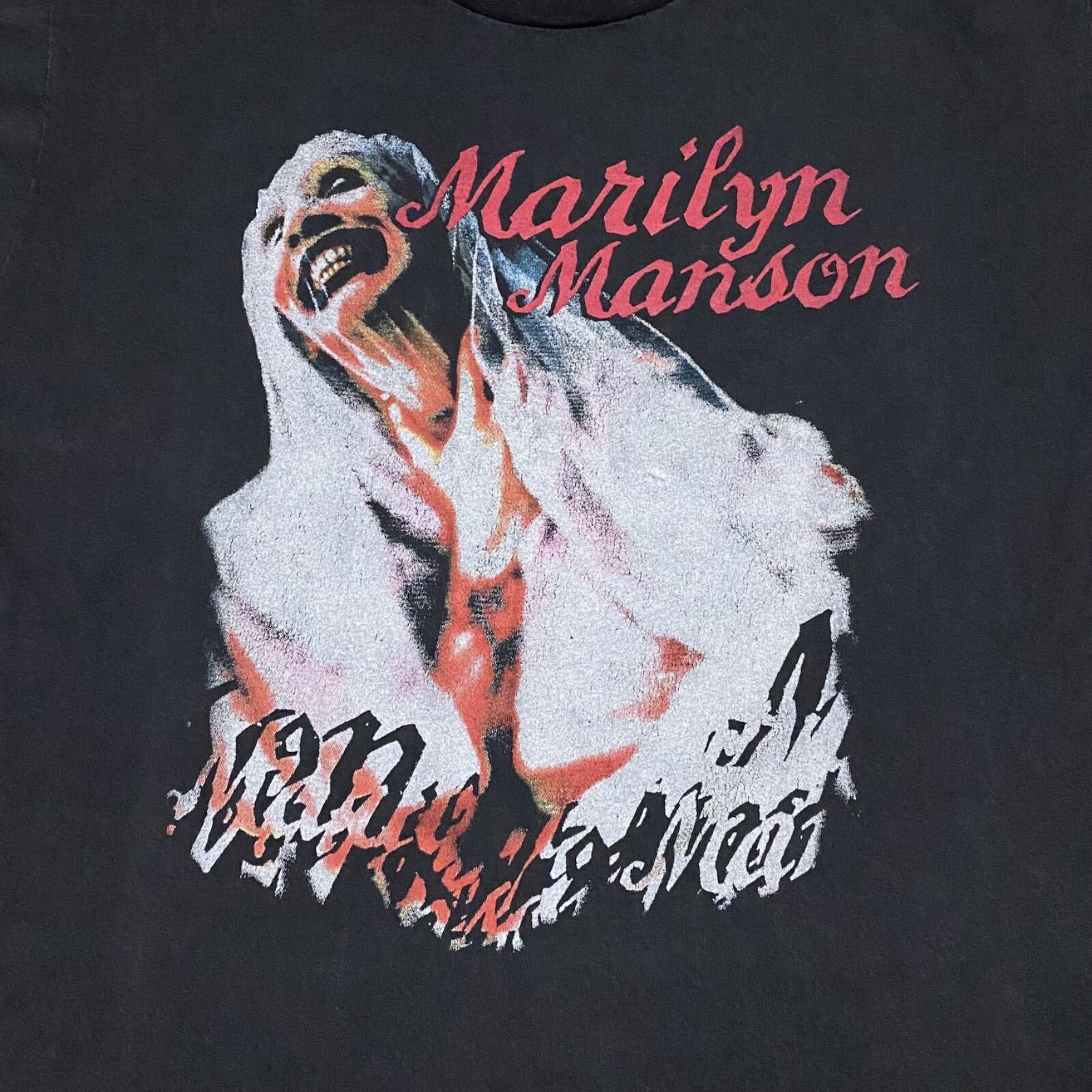 Винтажная футболка 1996 года с надписью Sweet Dreams Are Made of This (размер L), переиздание. L
Винтажная футболка 1996 года с надписью Sweet Dreams Are Made of This (размер L), переиздание. L
