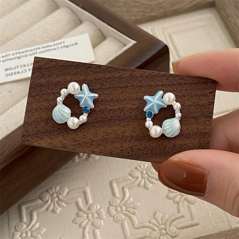 New Design Enamel Starfish Shell Stud Earrings for Women Trendy Jellyfish Asymmetric Earring Blue Bead Zircon Party Zircon Gift
New Design Enamel Starfish Shell Stud Earrings for Women Trendy Jellyfish Asymmetric Earring Blue Bead Zircon Party Zircon Gift