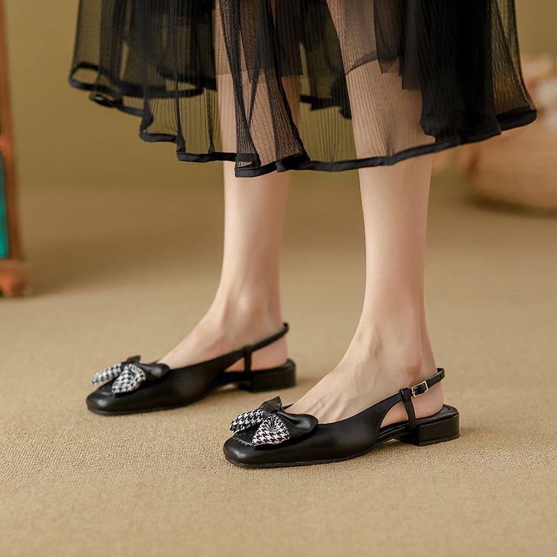 Retro bag head sandals women s bow new women s word with thick heel fashion sandals single shoes 35 бежевый
Retro bag head sandals women s bow new women s word with thick heel fashion sandals single shoes 35 бежевый