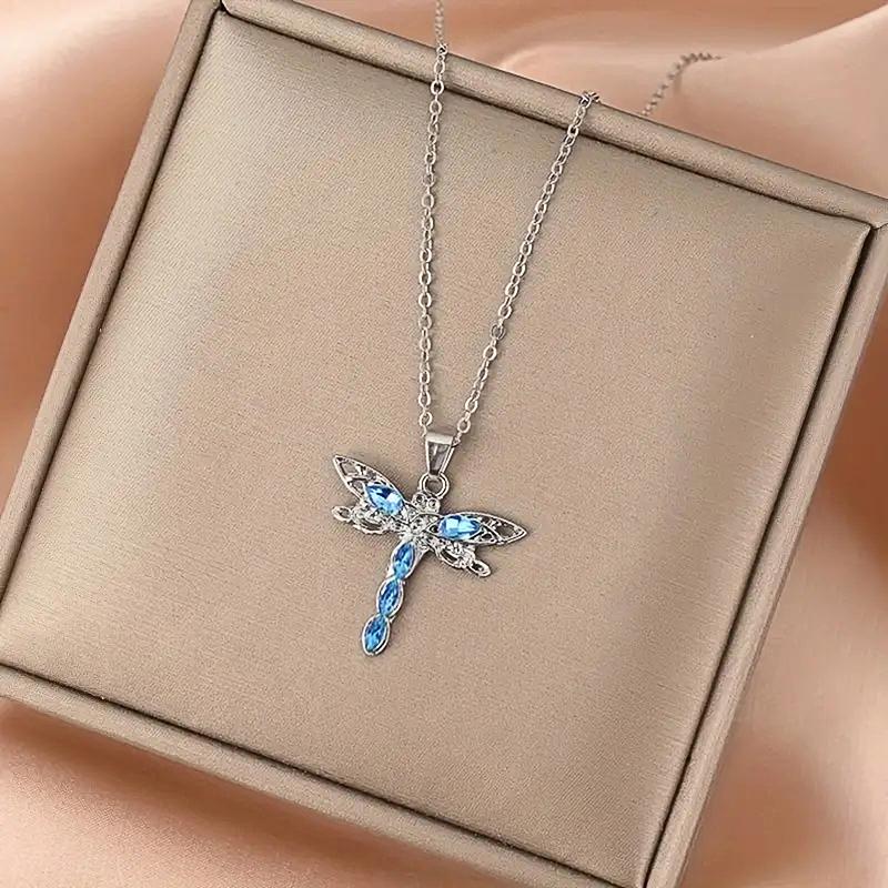 Huitan Blue CZ Dragonfly Necklace for Women New Fashion Animal Pendant Necklace Party Exquisite Girls Gift Statement Jewelry
Huitan Blue CZ Dragonfly Necklace for Women New Fashion Animal Pendant Necklace Party Exquisite Girls Gift Statement Jewelry