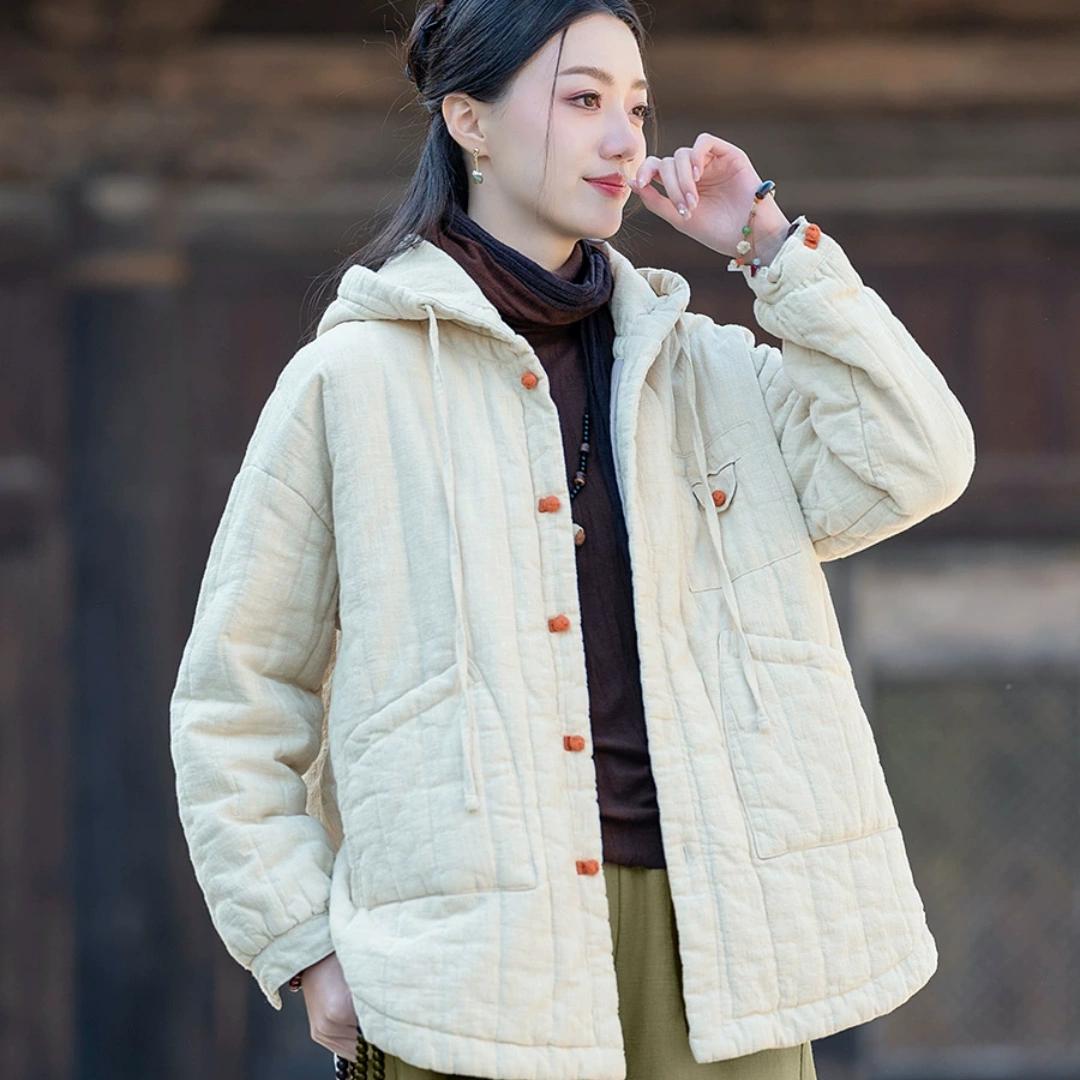 Зимняя женская куртка в китайском стиле из рами, стеганая, стеганая, с вертикальной стежкой, на подкладке, свободная, повседневная, с капюшоном, теплая One size бежевый
Зимняя женская куртка в китайском стиле из рами, стеганая, стеганая, с вертикальной стежкой, на подкладке, свободная, повседневная, с капюшоном, теплая One size бежевый