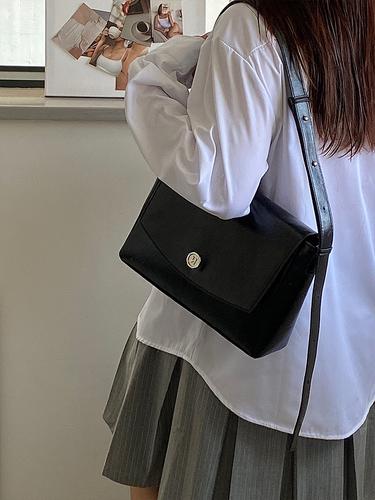 Vintage Pu Leather Women s Crossbody Bags Messenger Bag Simple Design Ladies Daily Commuting Bag Portable Female Shoulder Bags чорний
Vintage Pu Leather Women s Crossbody Bags Messenger Bag Simple Design Ladies Daily Commuting Bag Portable Female Shoulder Bags чорний