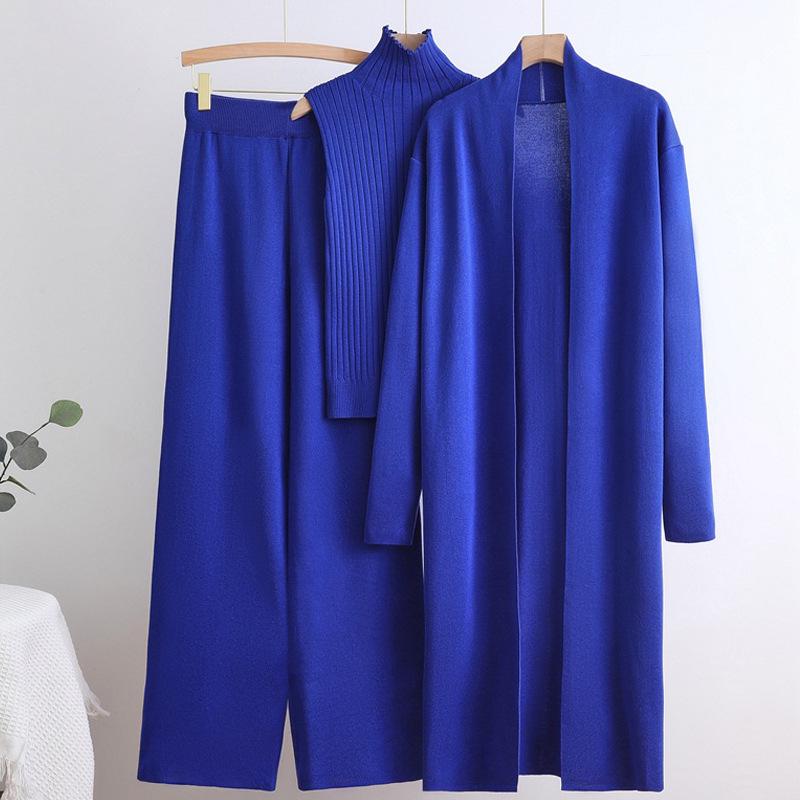 2025 European & American Trench Coat with High Neck Sweater and Elastic Wide-Leg Pants - Knitted Three-Piece Set One Size
2025 European & American Trench Coat with High Neck Sweater and Elastic Wide-Leg Pants - Knitted Three-Piece Set One Size