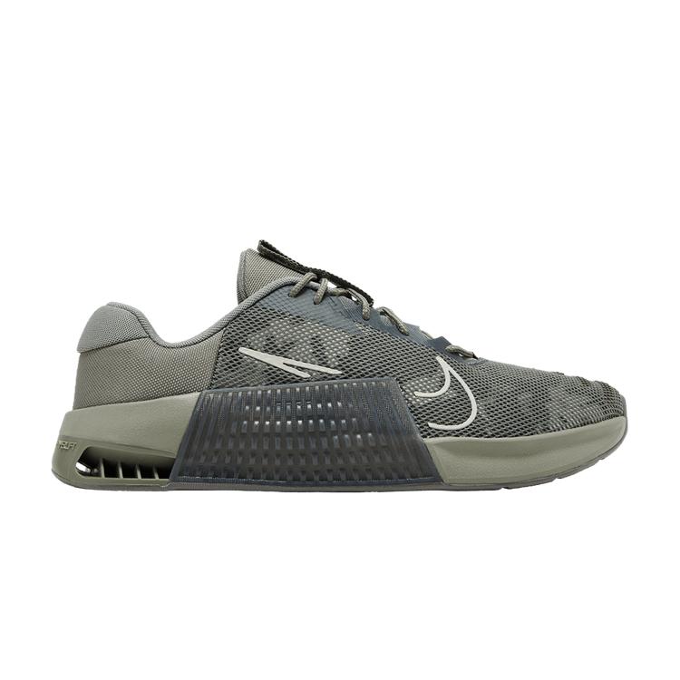 Nike Metcon 9 AMP Темний Штукатур 40.5
Nike Metcon 9 AMP Темний Штукатур 40.5